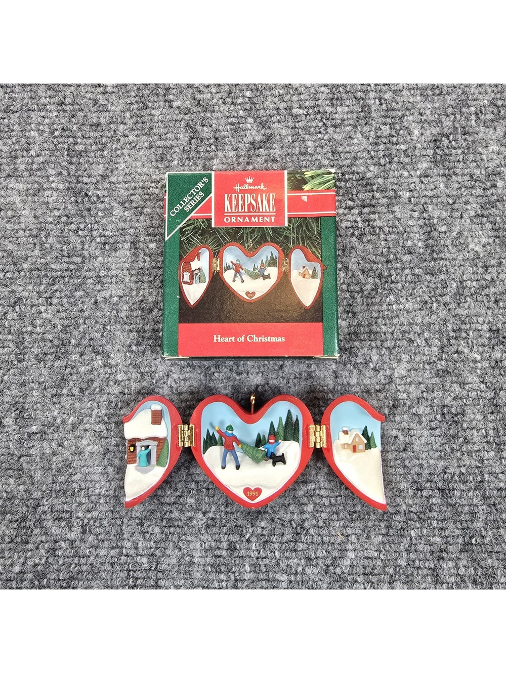 Hallmark Keepsake Heart of Christmas 1991 2nd in Series Hinged Ornament Box